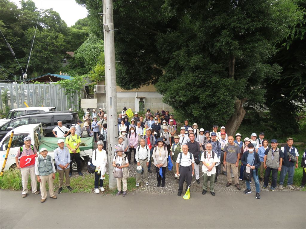 ゆるぎ地蔵前で全員集合